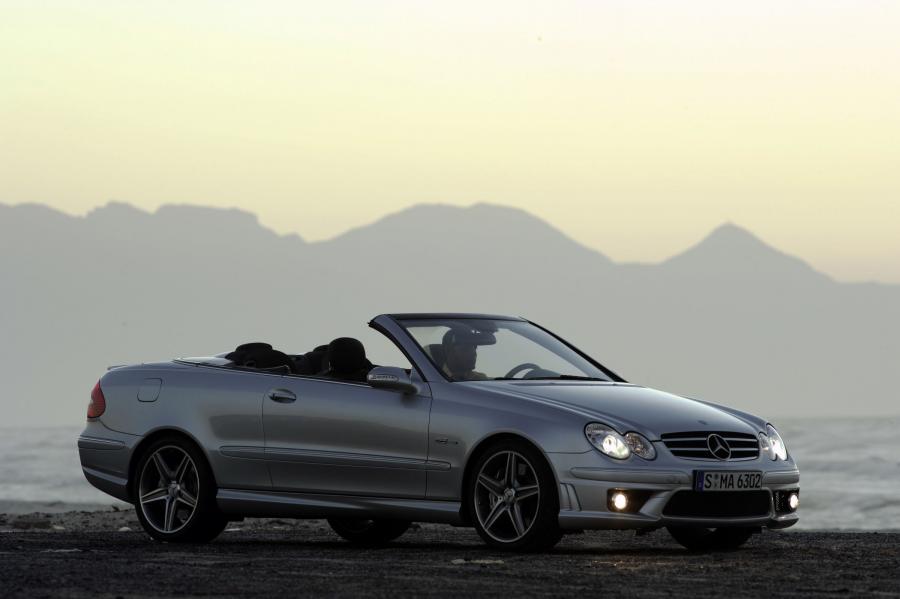  Mercedes-Benz CLK63 AMG Cabriolet 2007 года  (фото 2 из 16)